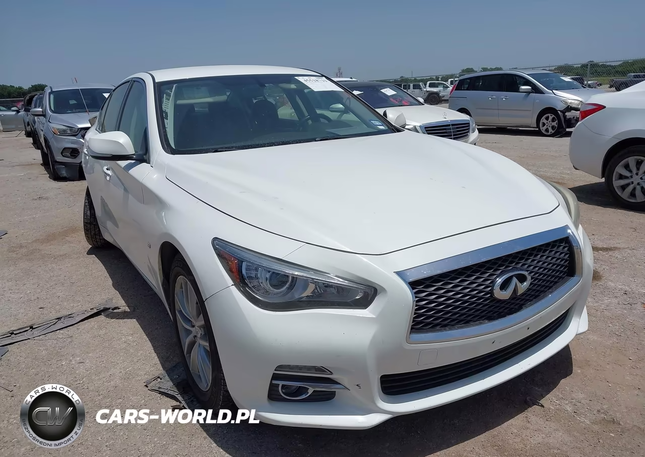 2015 Infiniti Q50 – zdjęcie 1 z 16