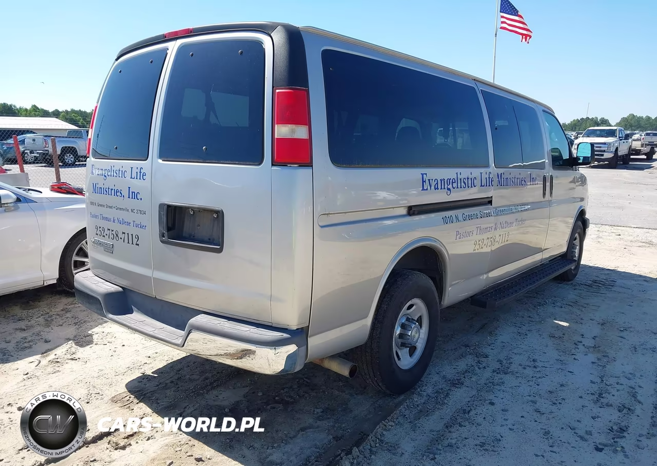 2009 Chevrolet Express Passenger Ls VIN:1GAHG39K091167673 - 4