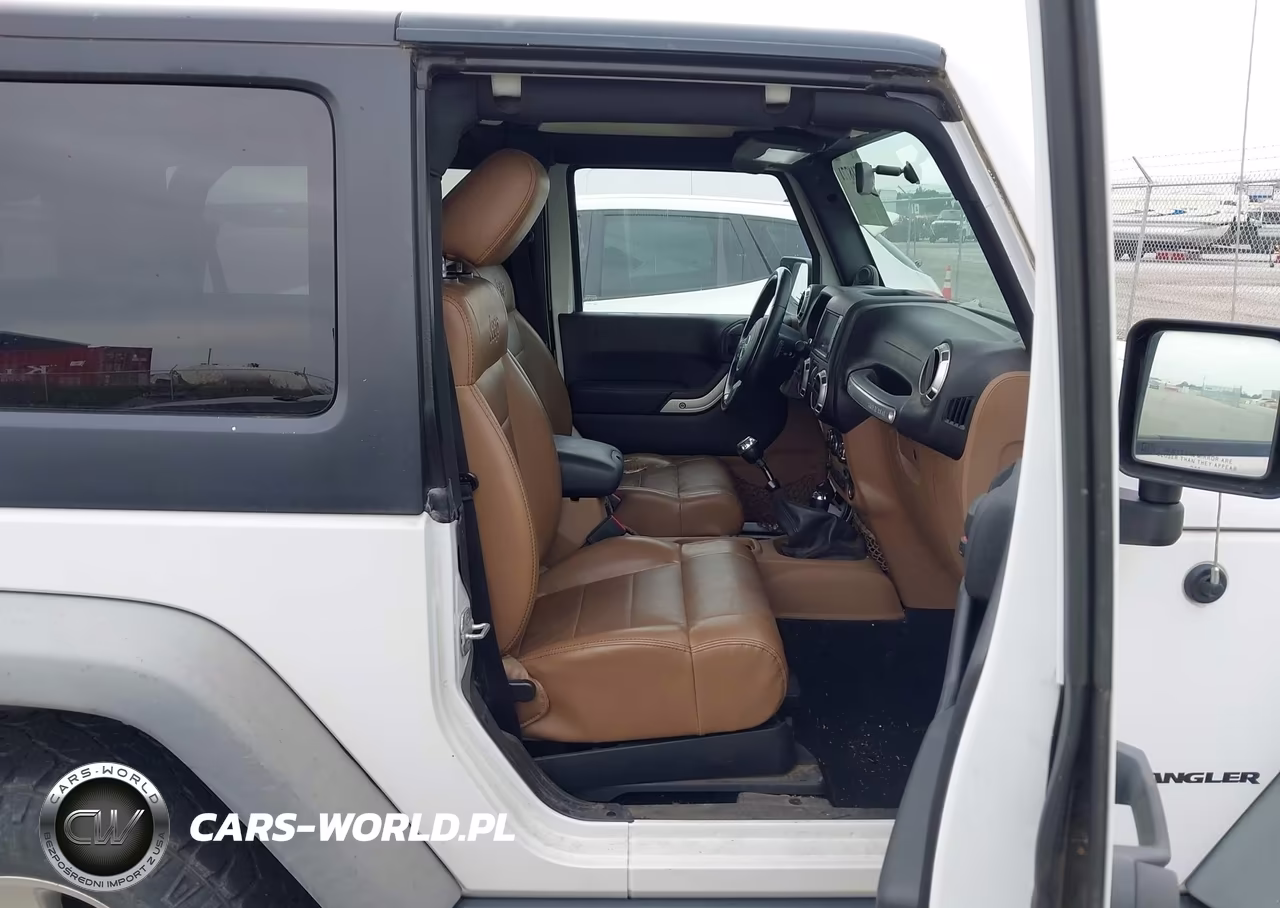 2011 Jeep Wrangler Rubicon VIN:1J4BA6D17BL546012 - 5
