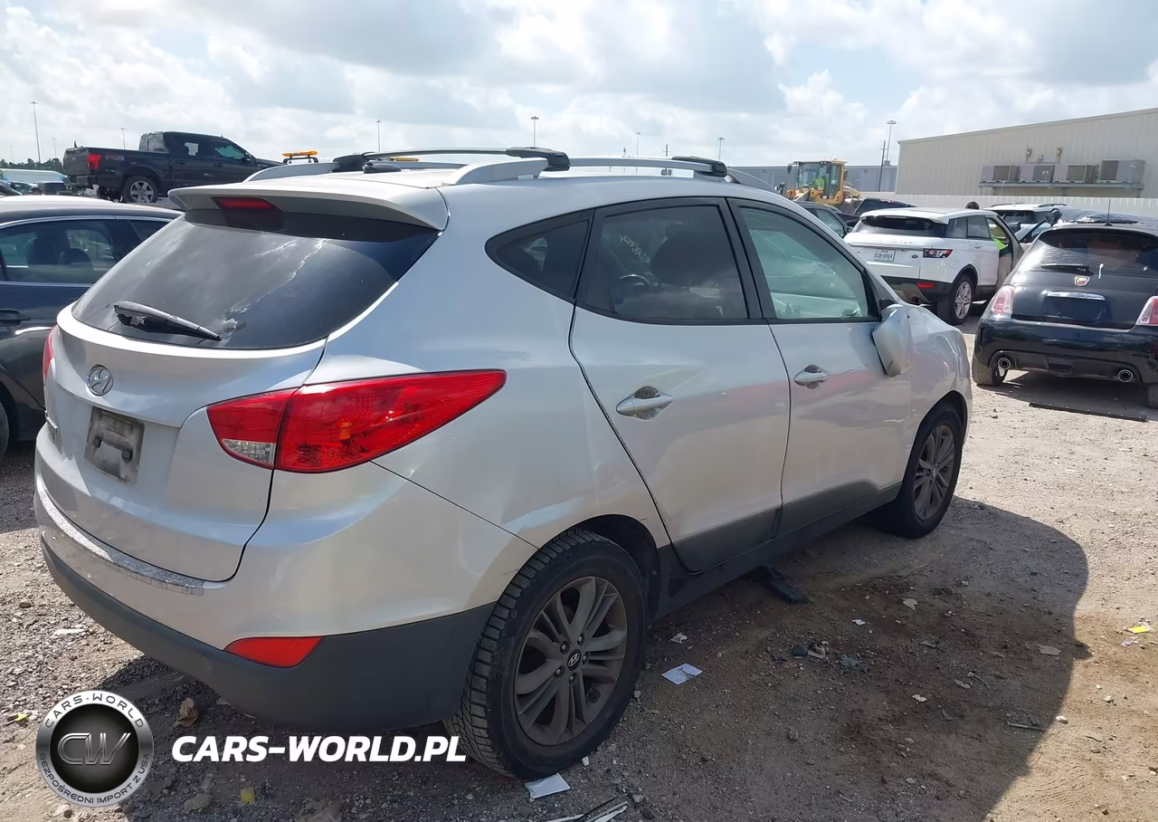 2014 Hyundai Tucson Se VIN:KM8JU3AG2EU927776 - 4