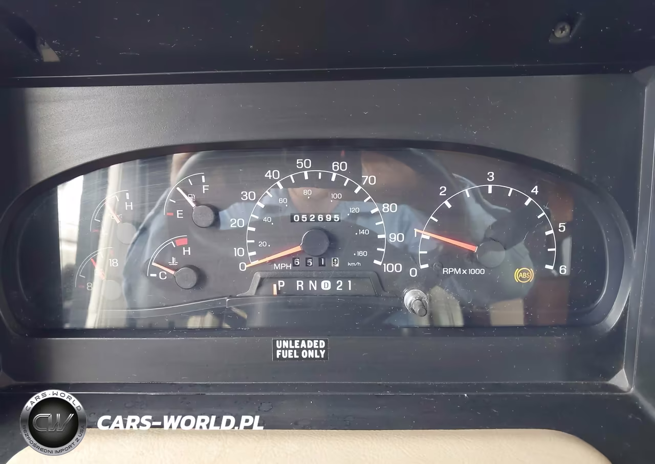 2000 Ford F550 Super Duty Stripped Chass VIN:3FCNF53S9YJA02211 - 7