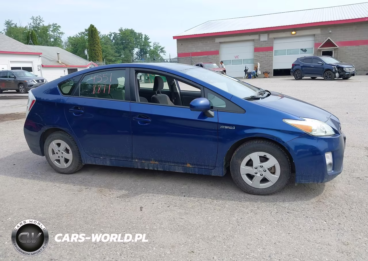 2011 Toyota Prius Two VIN:JTDKN3DU9B1403240 - 13