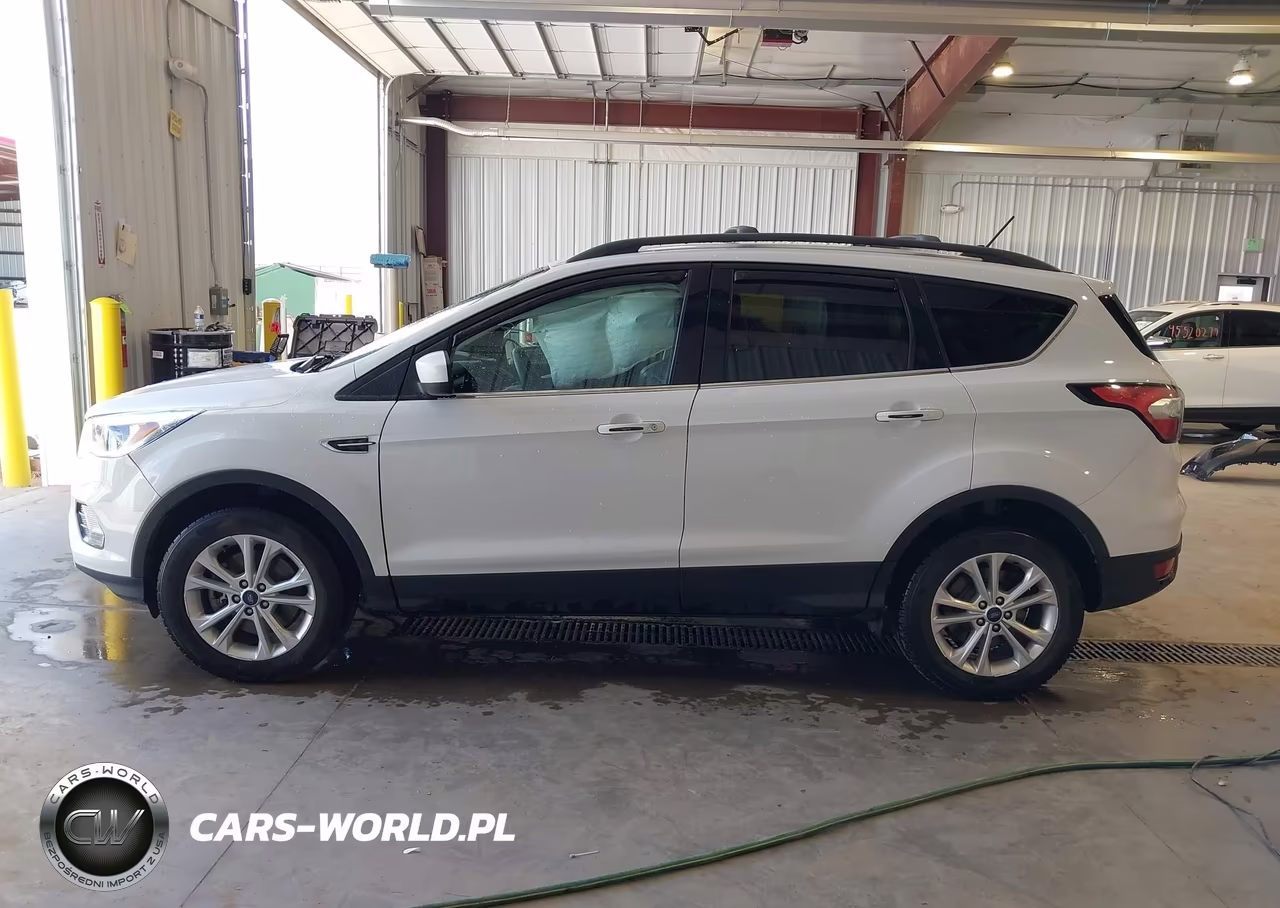 2018 Ford Escape Se VIN:1FMCU9GD6JUB43409 - 15