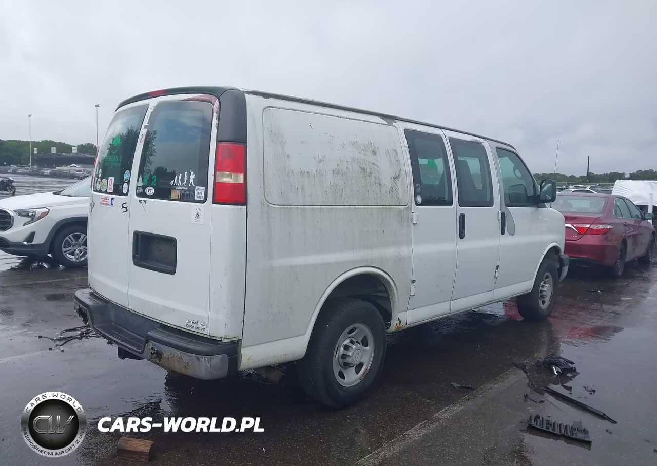 2007 Chevrolet Express Work Van VIN:1GCGG25V771111353 - 4