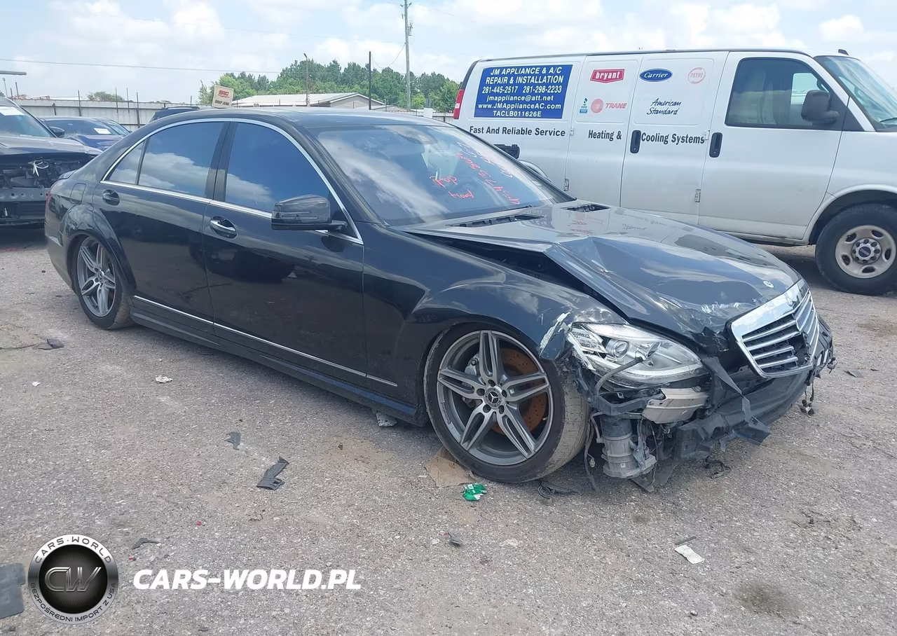 2013 Mercedes-Benz S 550
