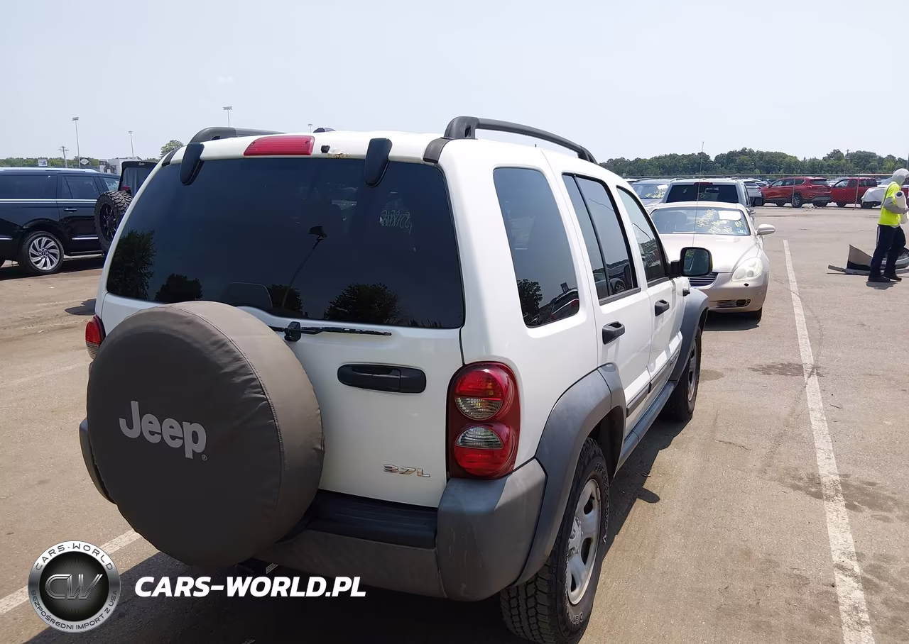 2007 Jeep Liberty Sport VIN:1J4GL48K47W707154 - 4