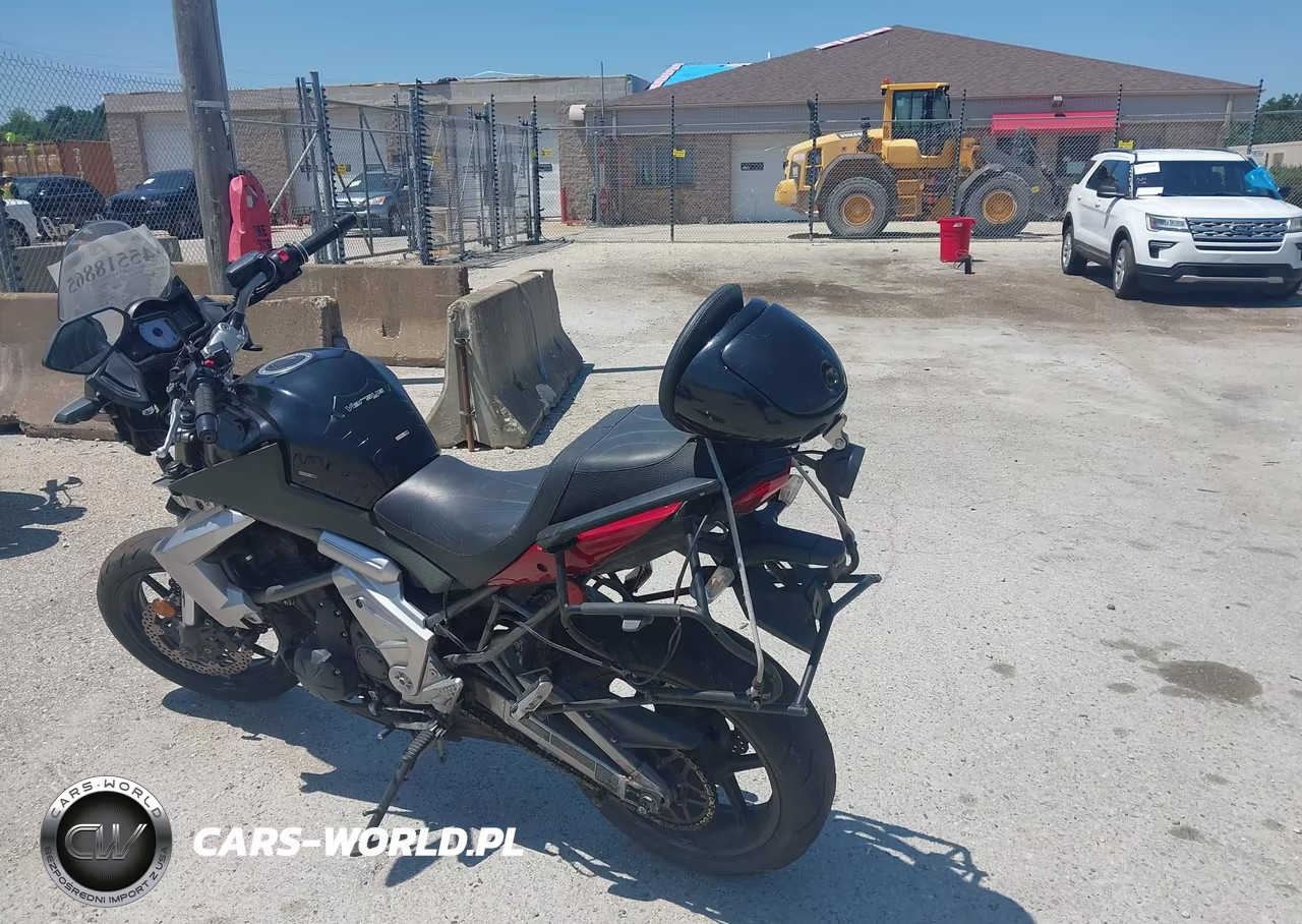 2011 Kawasaki Le650 C VIN:JKALEEC10BDA02906 - 3