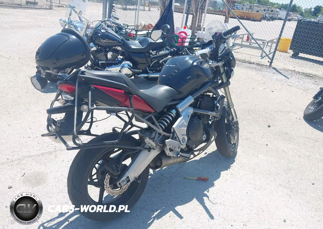 2011 Kawasaki Le650 C VIN:JKALEEC10BDA02906 - 4