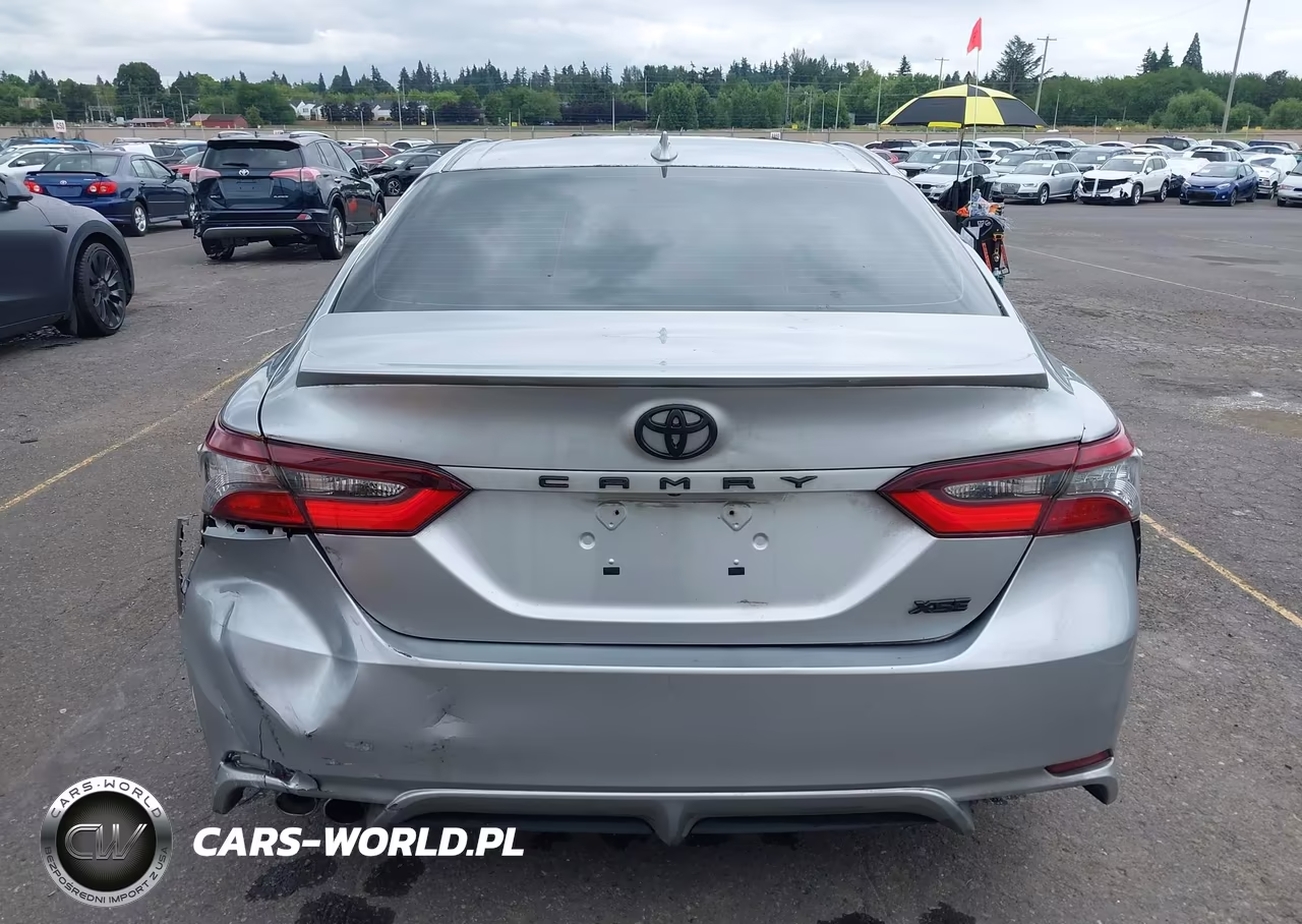 2023 Toyota Camry Se Hybrid VIN:4T1G31AKXPU615911 - 16