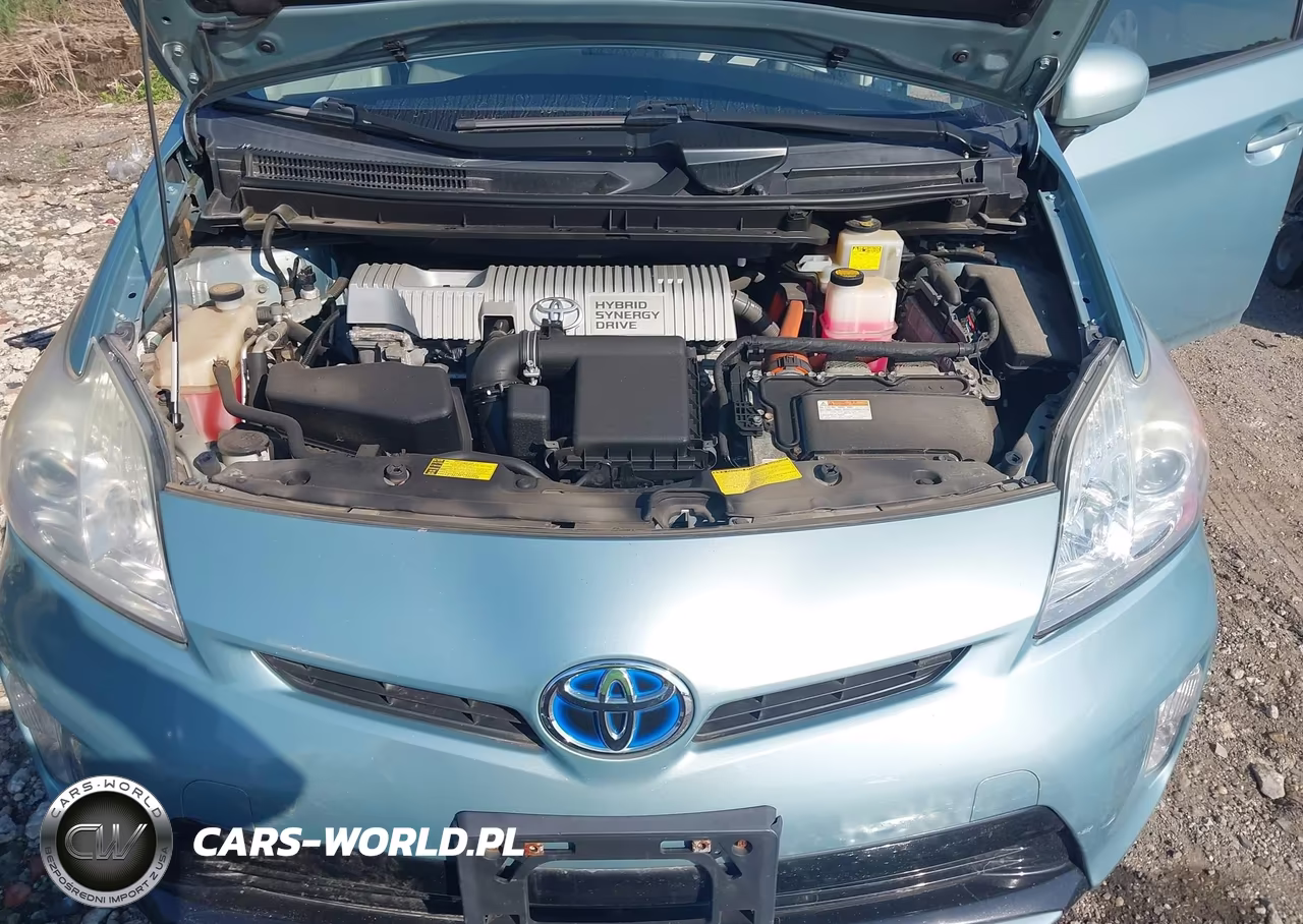 2013 Toyota Prius Three VIN:JTDKN3DU3D1728341 - 10