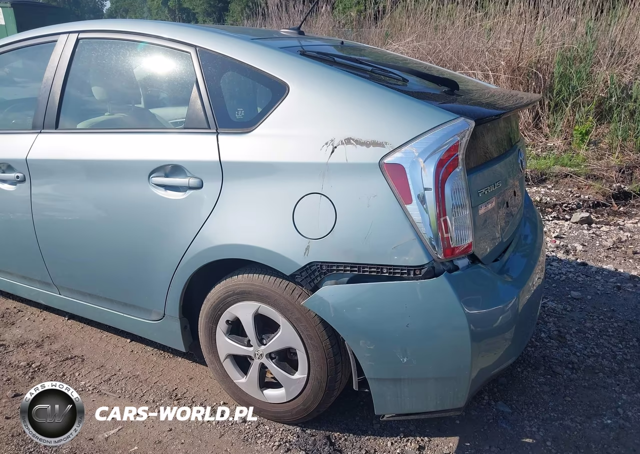 2013 Toyota Prius Three VIN:JTDKN3DU3D1728341 - 19