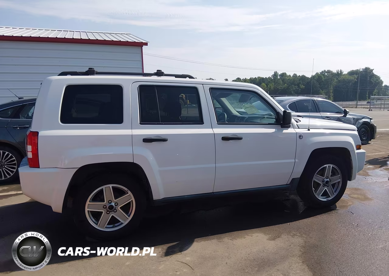 2007 Jeep Patriot Sport VIN:1J8FF28W57D365704 - 13