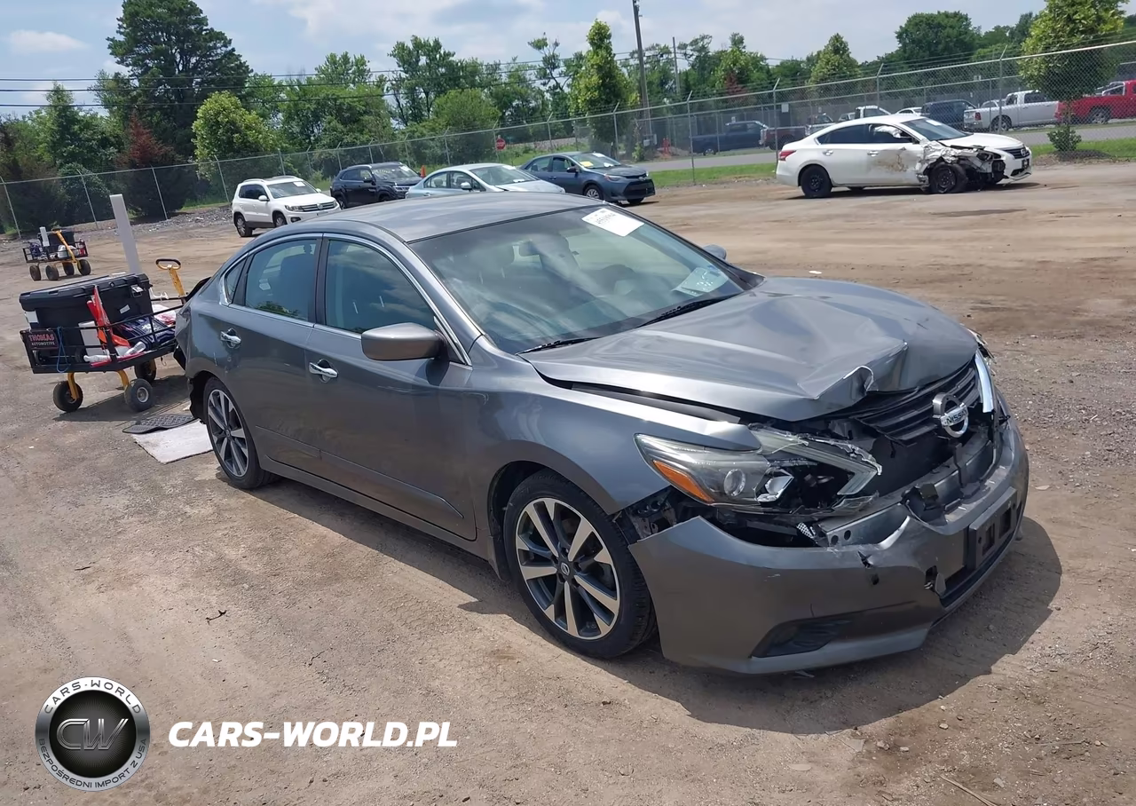 2017 Nissan Altima 2.5 Sr – zdjęcie 1 z 16