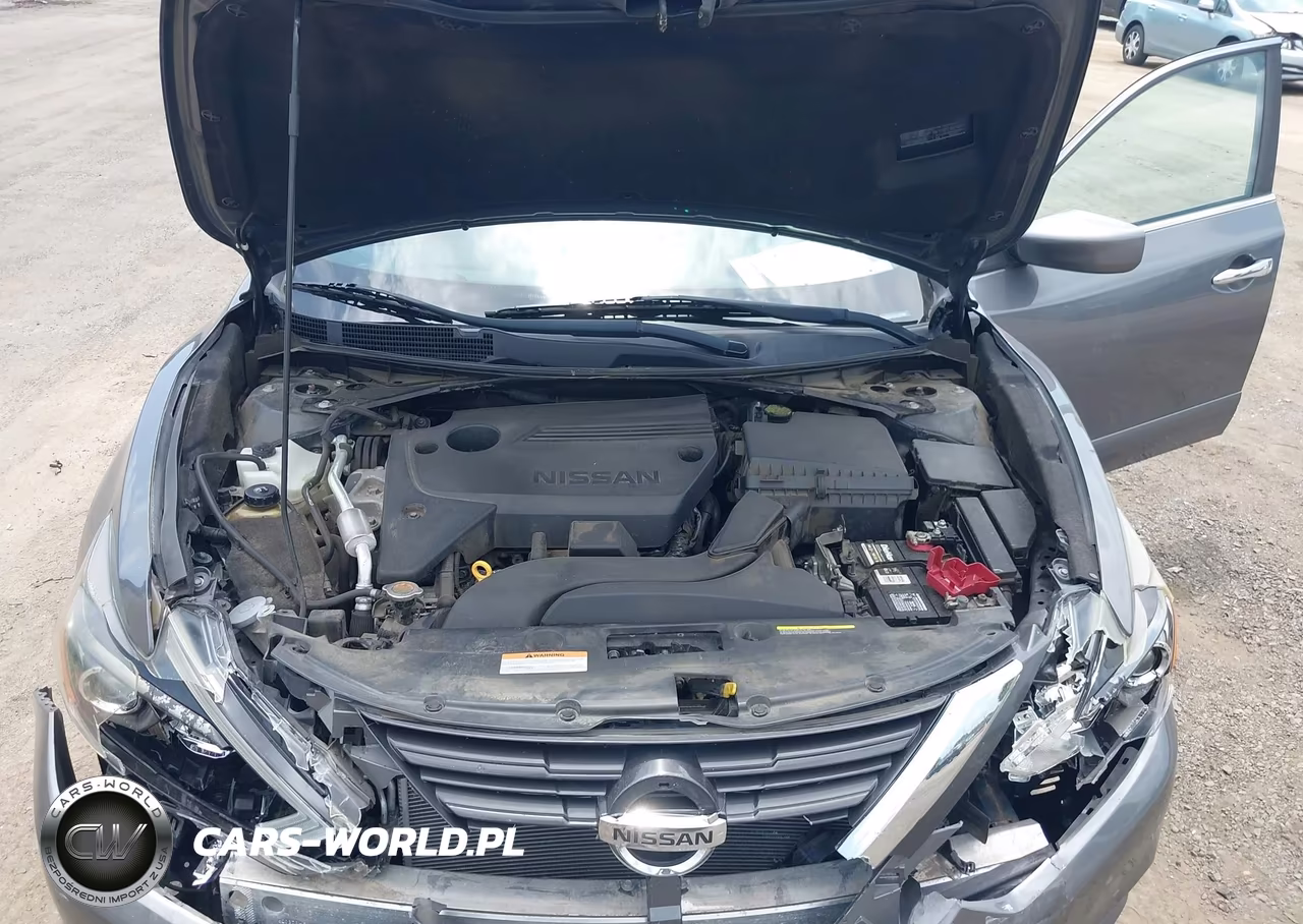2017 Nissan Altima 2.5 Sr VIN:1N4AL3AP2HC112677 - 10