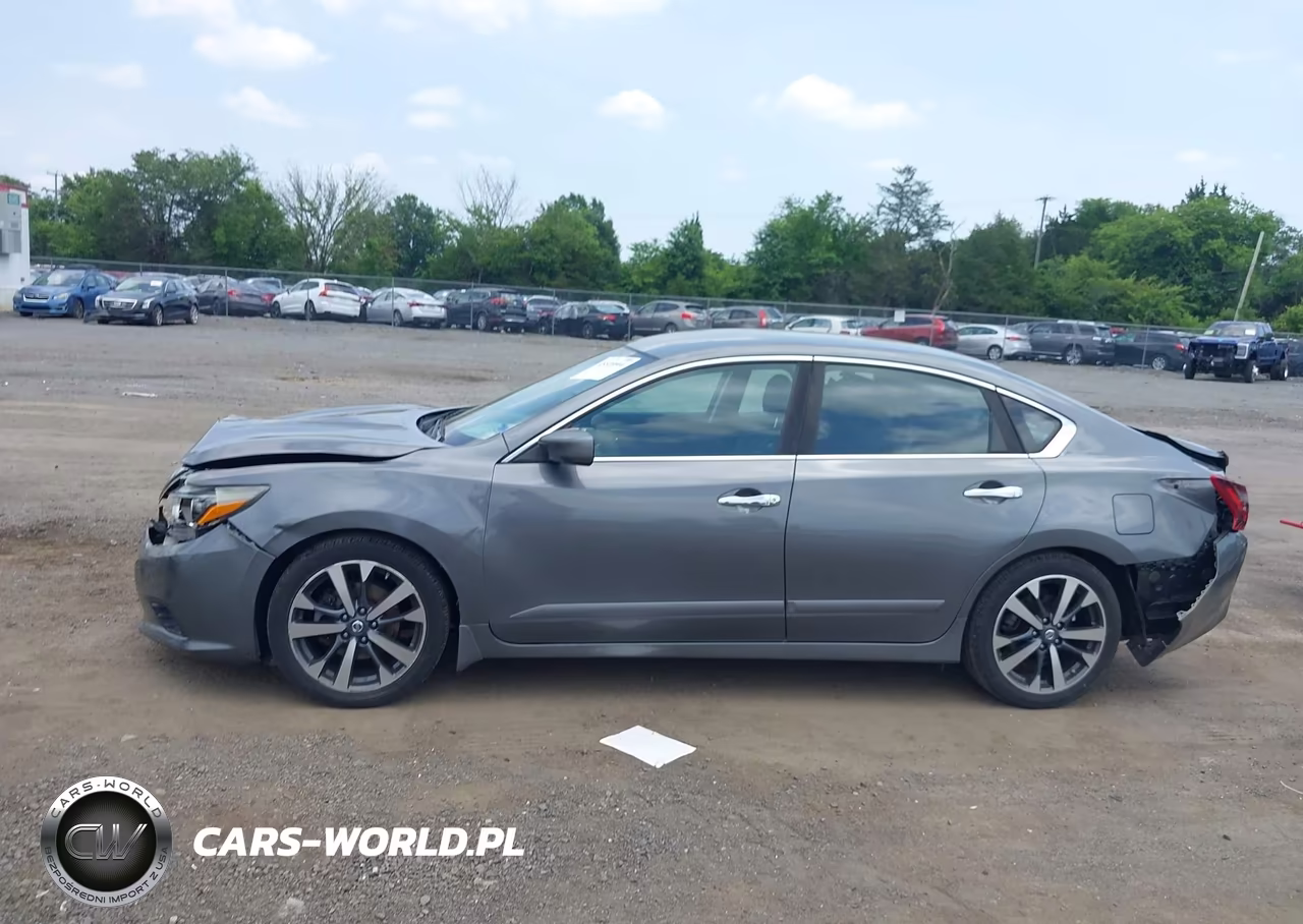 2017 Nissan Altima 2.5 Sr VIN:1N4AL3AP2HC112677 - 14