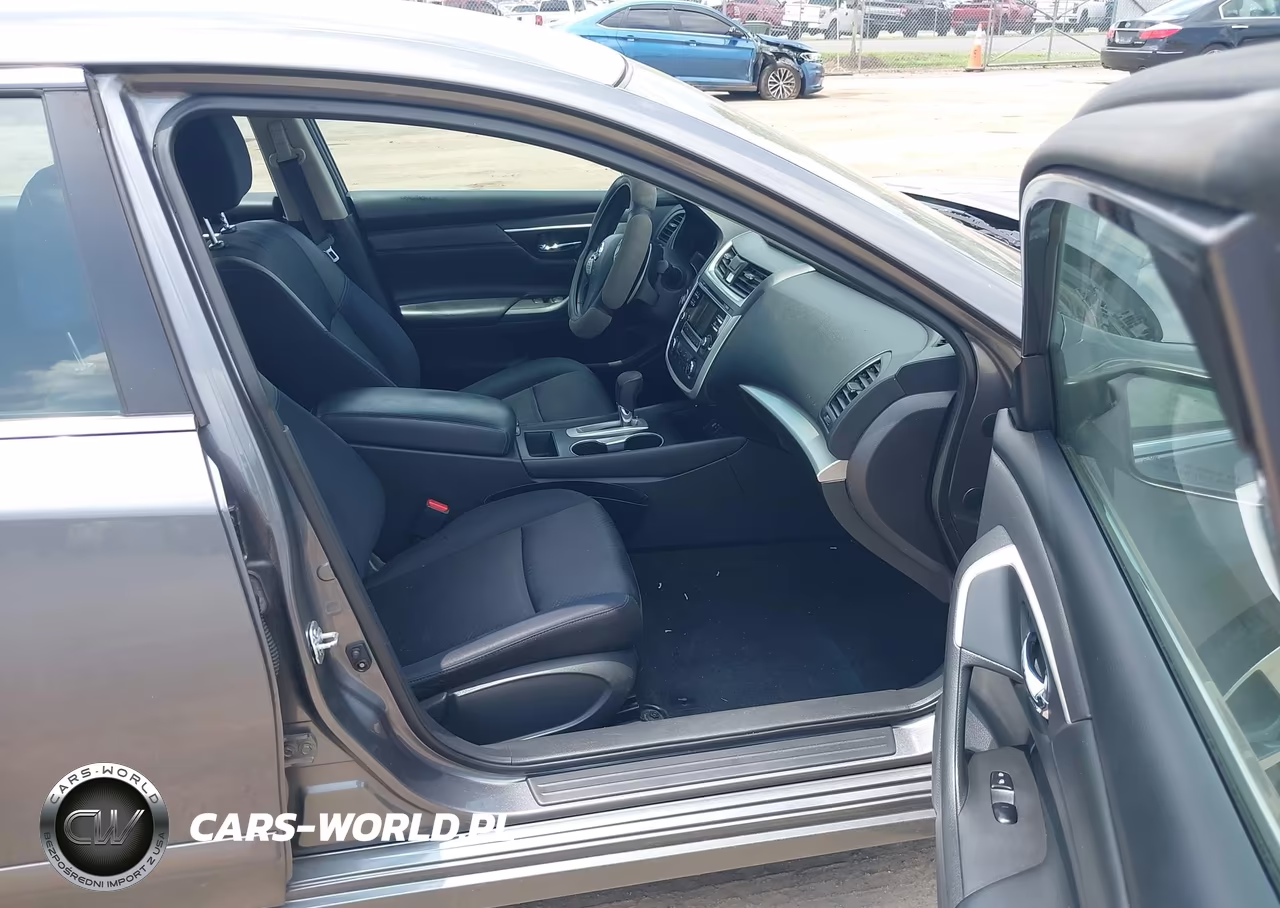 2017 Nissan Altima 2.5 Sr VIN:1N4AL3AP2HC112677 - 5