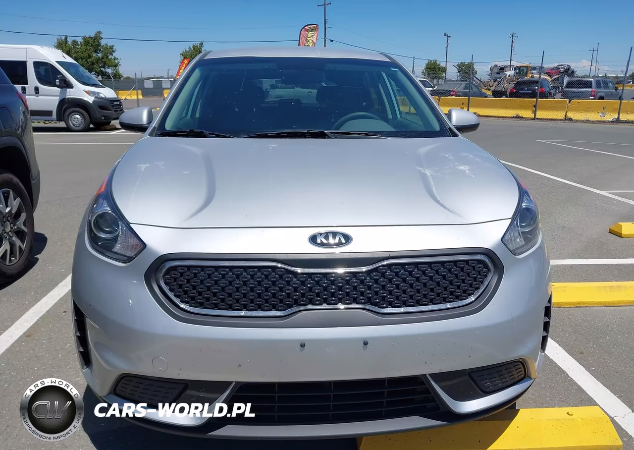 2018 Kia Niro Fe VIN:KNDCB3LC2J5184246 - 13