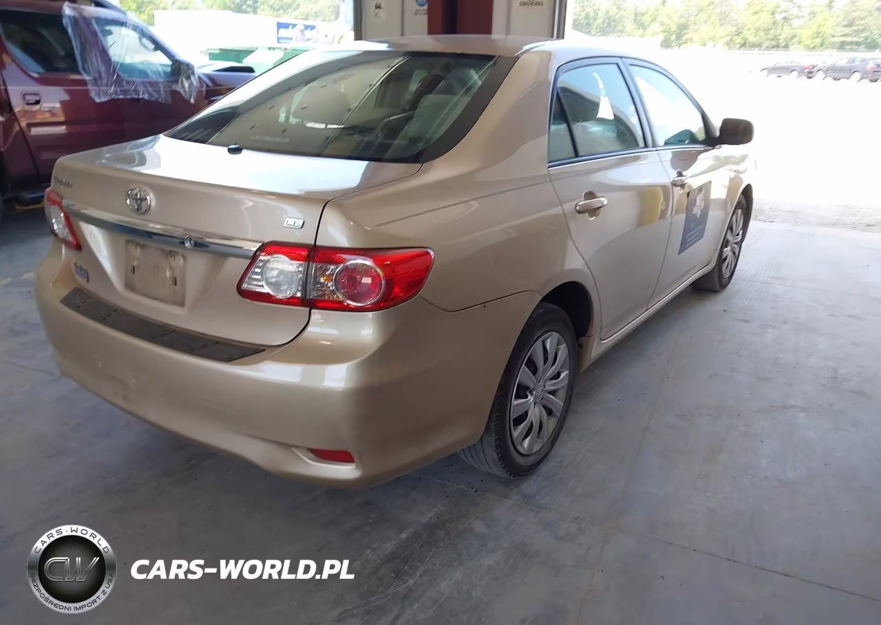 2012 Toyota Corolla Le VIN:2T1BU4EE6CC764616 - 4