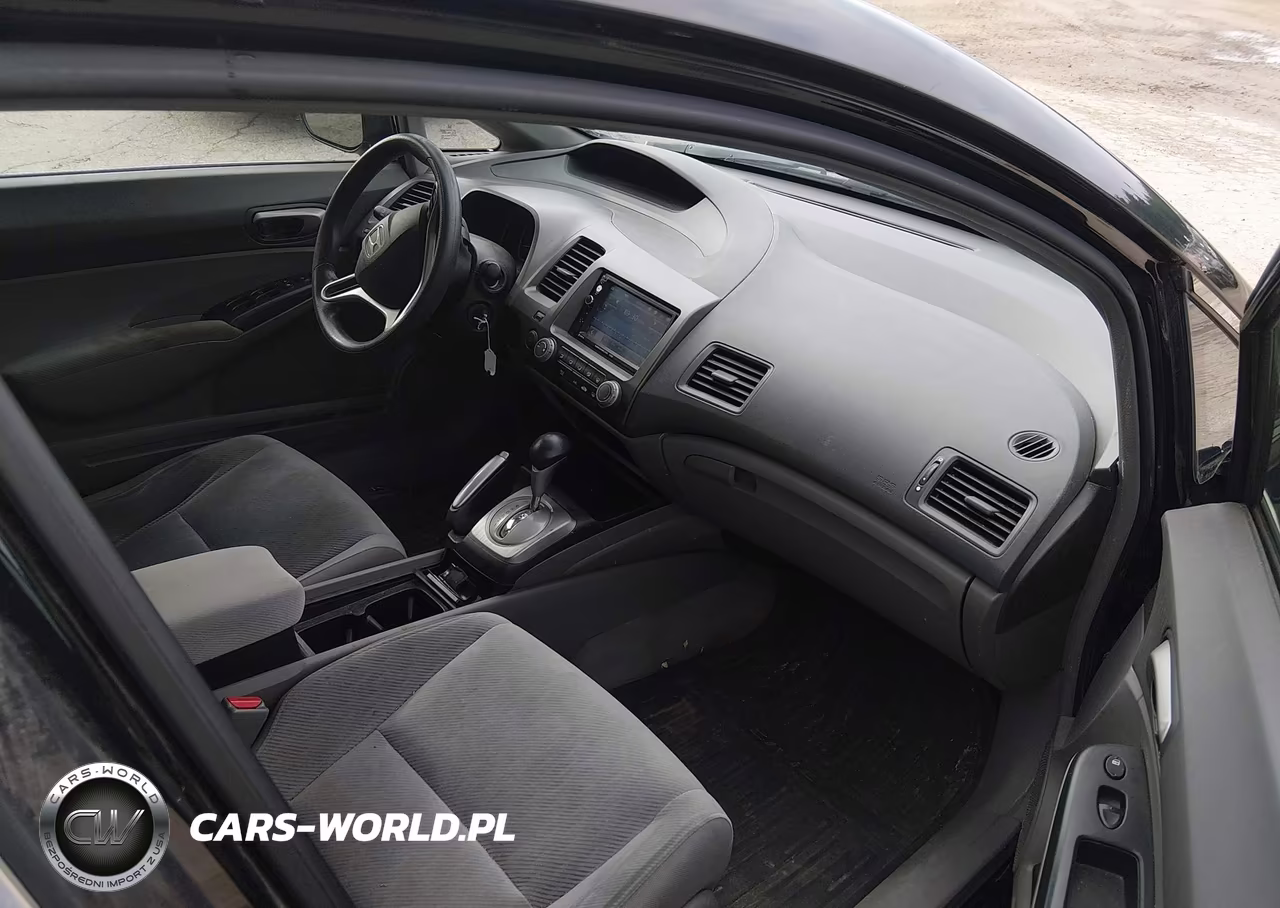 2011 Honda Civic Lx VIN:2HGFA1F5XBH305800 - 5