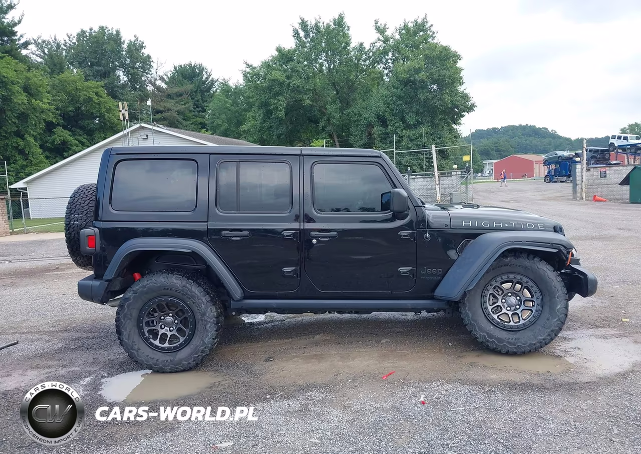 2022 Jeep Wrangler Unlimited High Tide 4X4 VIN:1C4HJXDG6NW235166 - 14