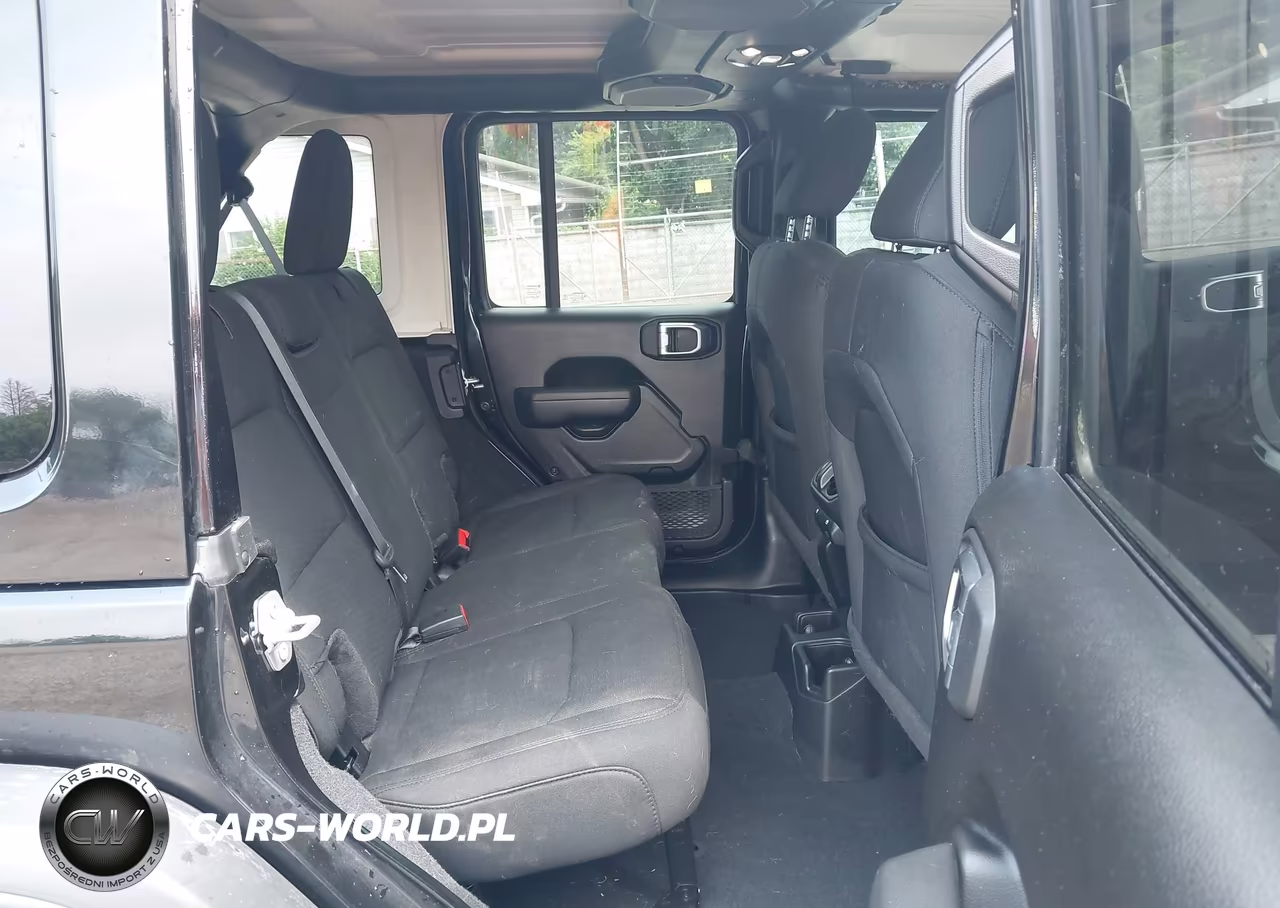 2022 Jeep Wrangler Unlimited High Tide 4X4 VIN:1C4HJXDG6NW235166 - 8