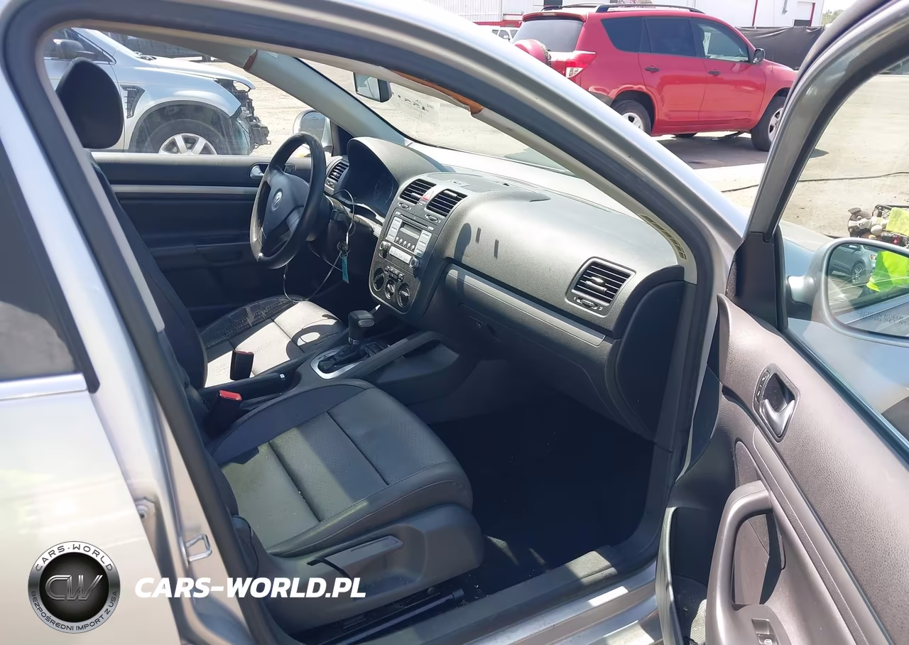 2007 Volkswagen Jetta Wolfsburg Edition VIN:3VWEF71K77M084450 - 5