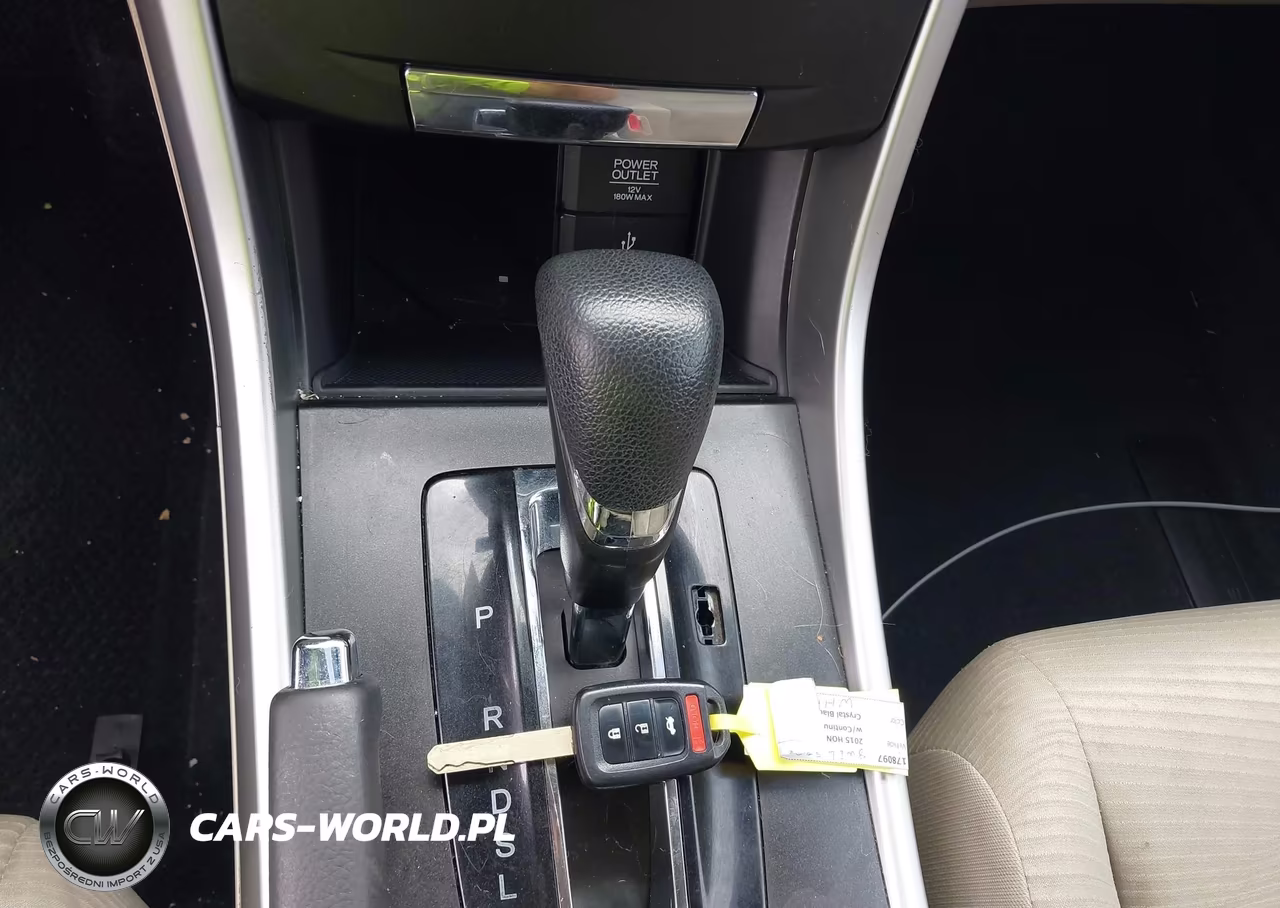 2015 Honda Accord Lx VIN:1HGCR2F3XFA162822 - 11