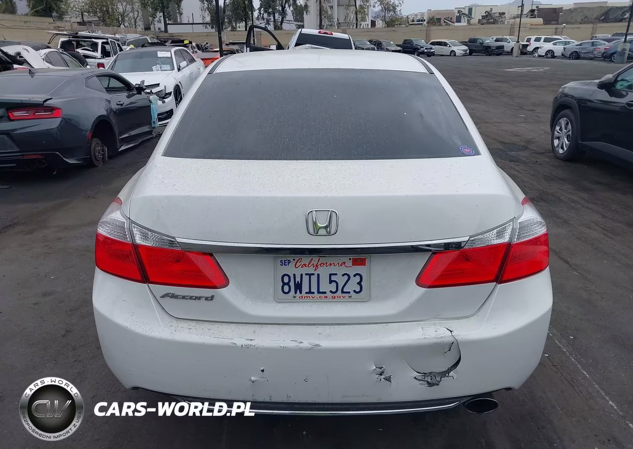 2015 Honda Accord Lx VIN:1HGCR2F3XFA162822 - 17