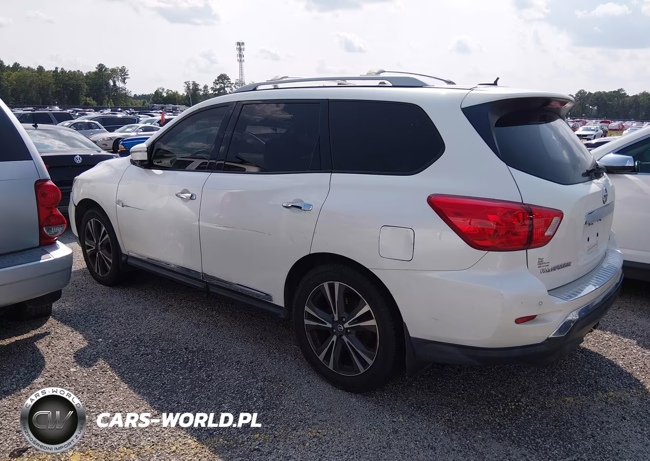 2017 Nissan Pathfinder Platinum VIN:5N1DR2MN9HC902175 - 3