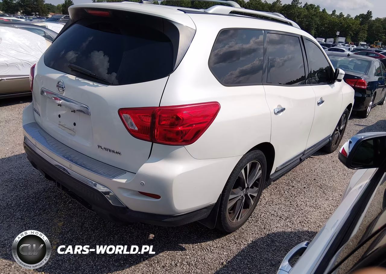 2017 Nissan Pathfinder Platinum VIN:5N1DR2MN9HC902175 - 4