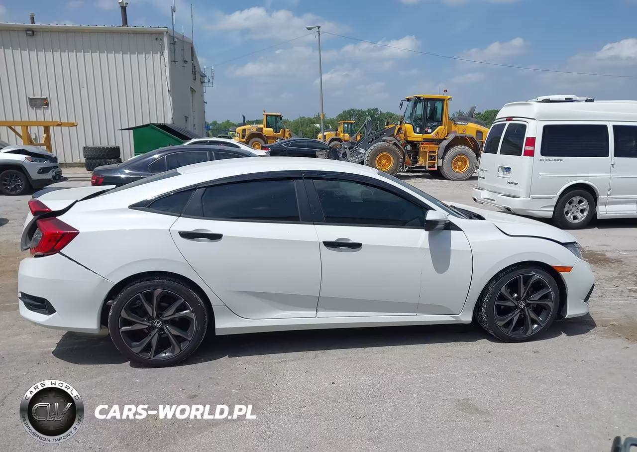 2019 Honda Civic Sport VIN:2HGFC2F81KH539902 - 13