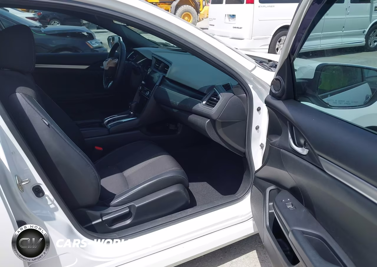 2019 Honda Civic Sport VIN:2HGFC2F81KH539902 - 5