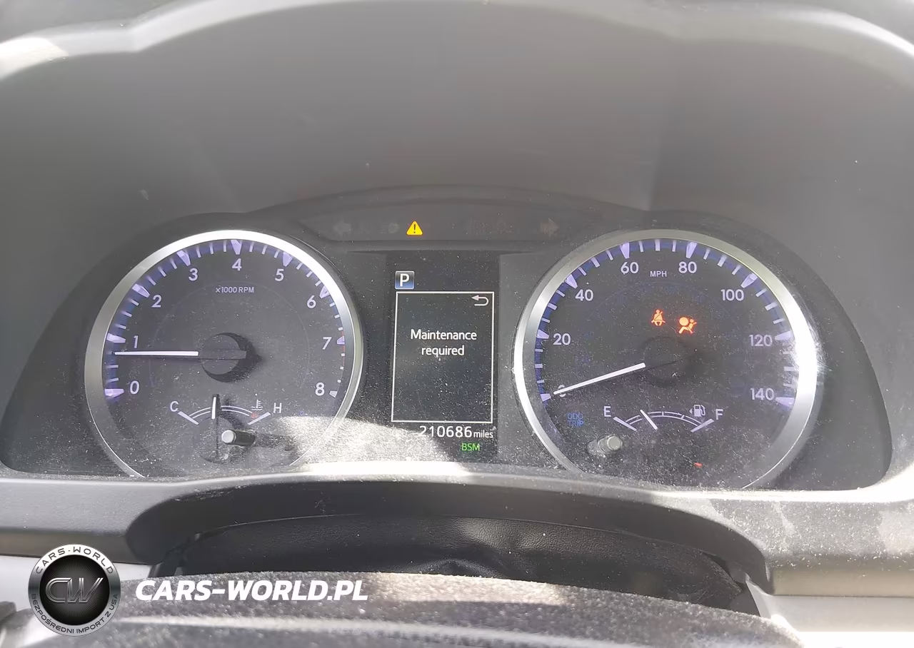 2019 Toyota Highlander Le Plus VIN:5TDBZRFH7KS931191 - 7