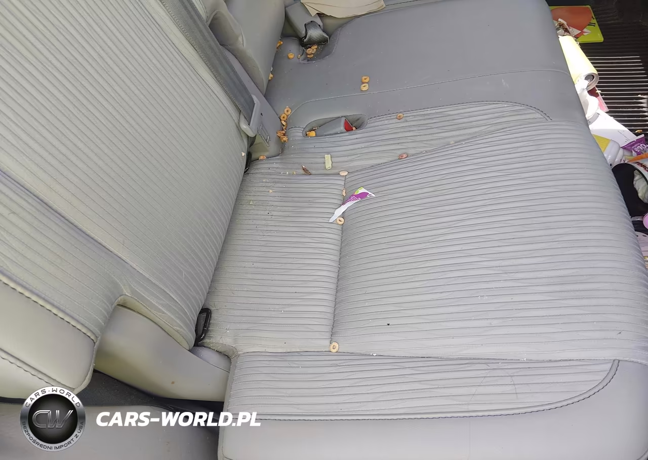 2019 Toyota Highlander Le Plus VIN:5TDBZRFH7KS931191 - 8