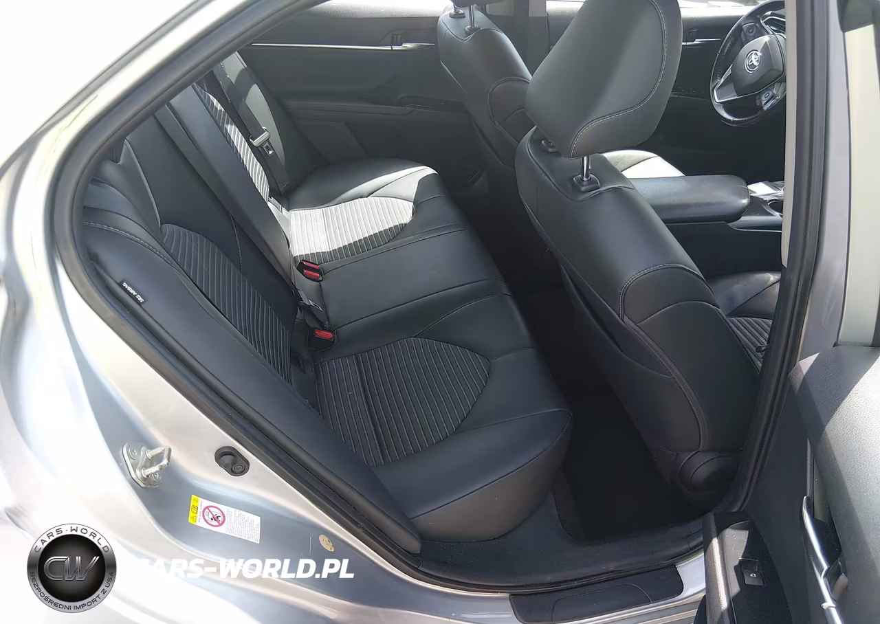 2019 Toyota Camry Se VIN:4T1B11HK0KU216777 - 8