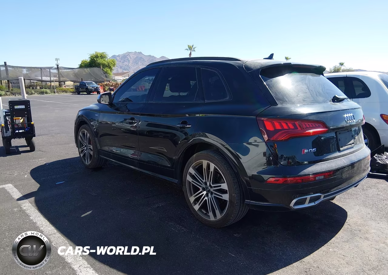 2018 Audi Sq5 3.0T Premium Plus VIN:WA1A4AFY2J2024523 - 3
