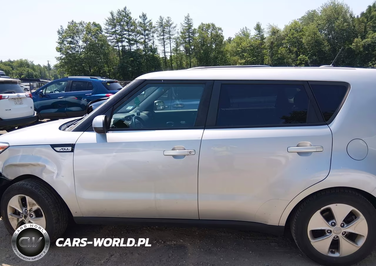 2016 Kia Soul VIN:KNDJN2A2XG7873712 - 14