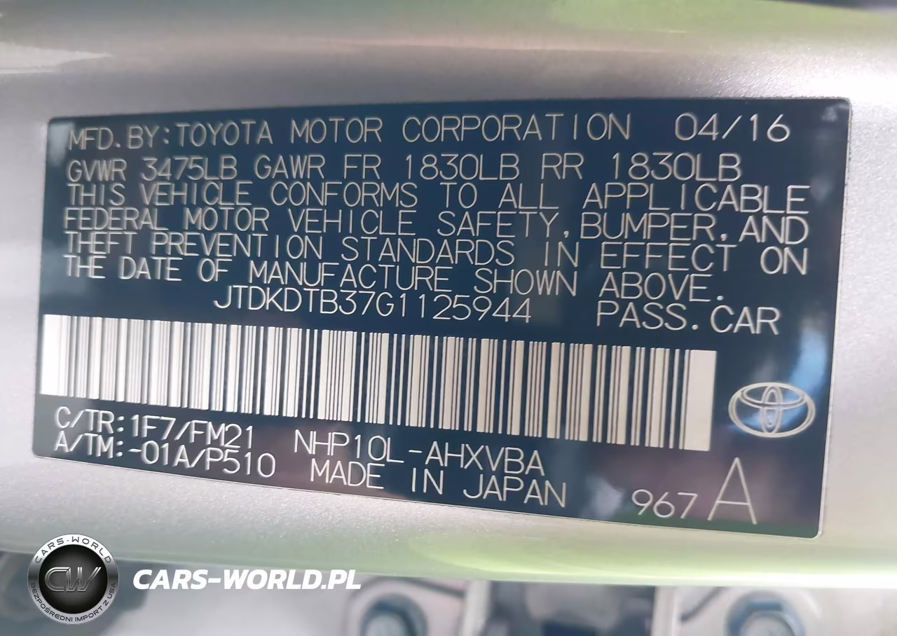 2016 Toyota Prius C Two VIN:JTDKDTB37G1125944 - 9