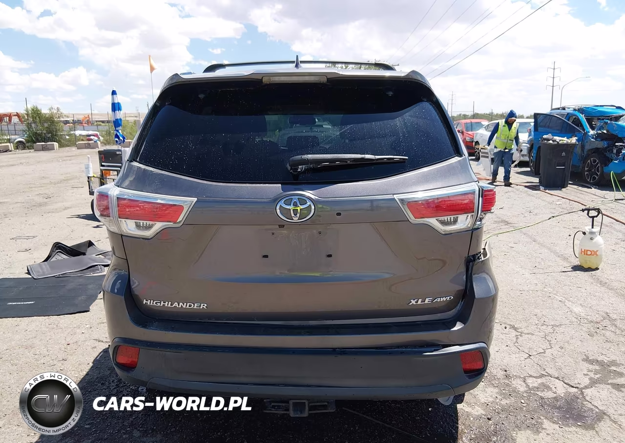 2016 Toyota Highlander Xle V6 VIN:5TDJKRFH2GS301036 - 16