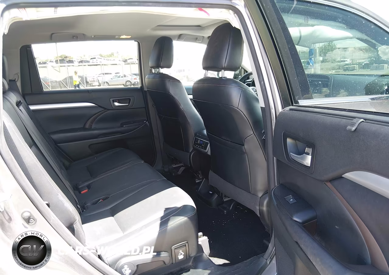 2016 Toyota Highlander Xle V6 VIN:5TDJKRFH2GS301036 - 8