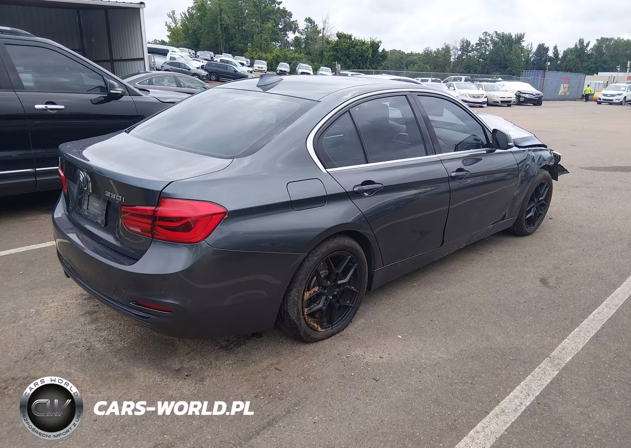2018 BMW 330I VIN:WBA8B9C59JK676832 - 4