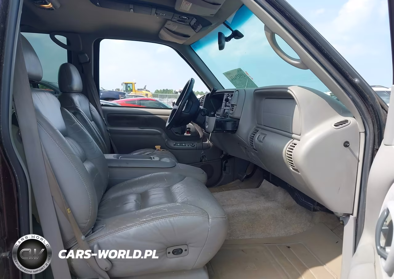1997 Chevrolet Suburban 1500 VIN:1GNFK16R4VJ411801 - 5