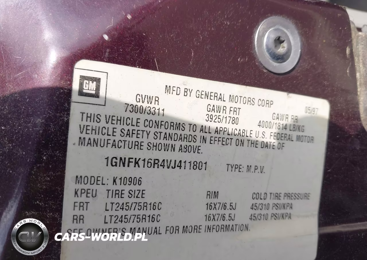 1997 Chevrolet Suburban 1500 VIN:1GNFK16R4VJ411801 - 9