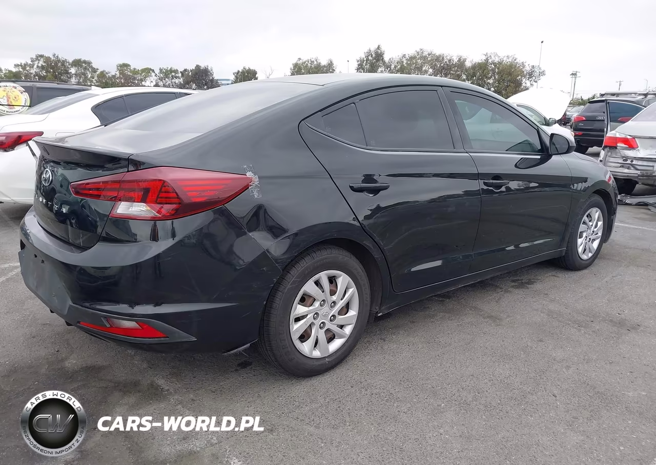 2019 Hyundai Elantra Se VIN:5NPD74LF6KH405547 - 4