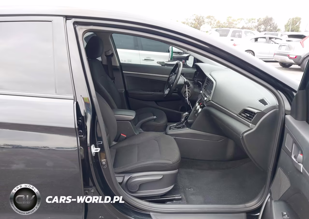 2019 Hyundai Elantra Se VIN:5NPD74LF6KH405547 - 5