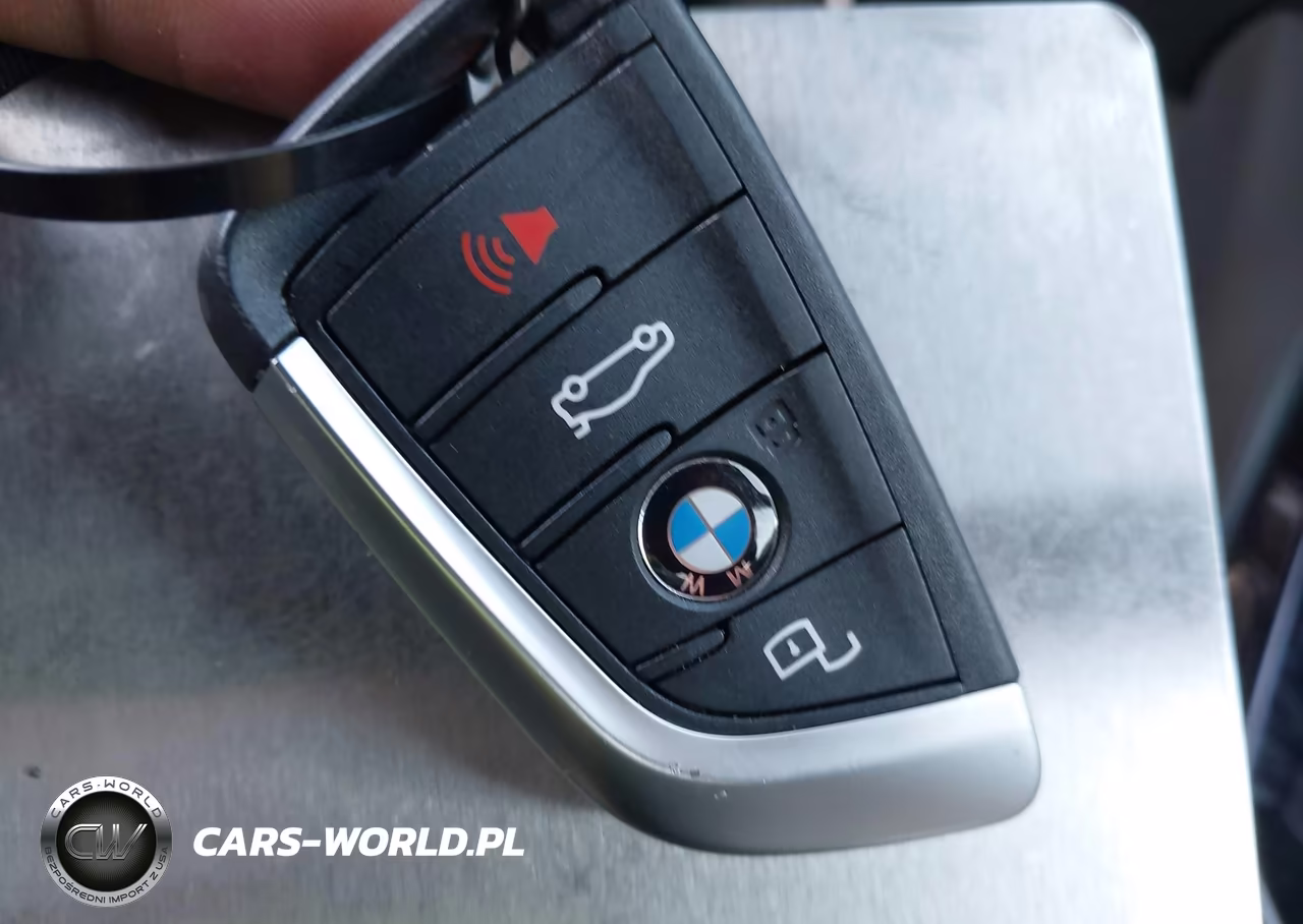 2023 BMW X3 xDrive30I VIN:5UX53DP08P9R23308 - 11