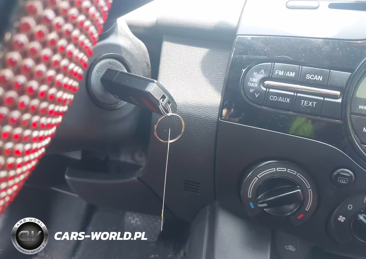 2011 Mazda Mazda2 Sport VIN:JM1DE1HZ8B0114553 - 11