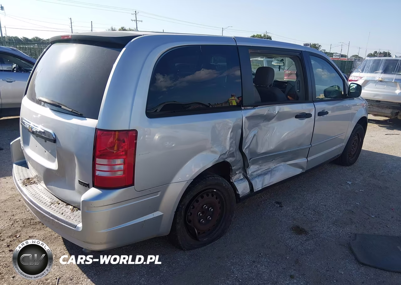 2008 Chrysler Town & Country Lx VIN:2A8HR44H58R834548 - 4
