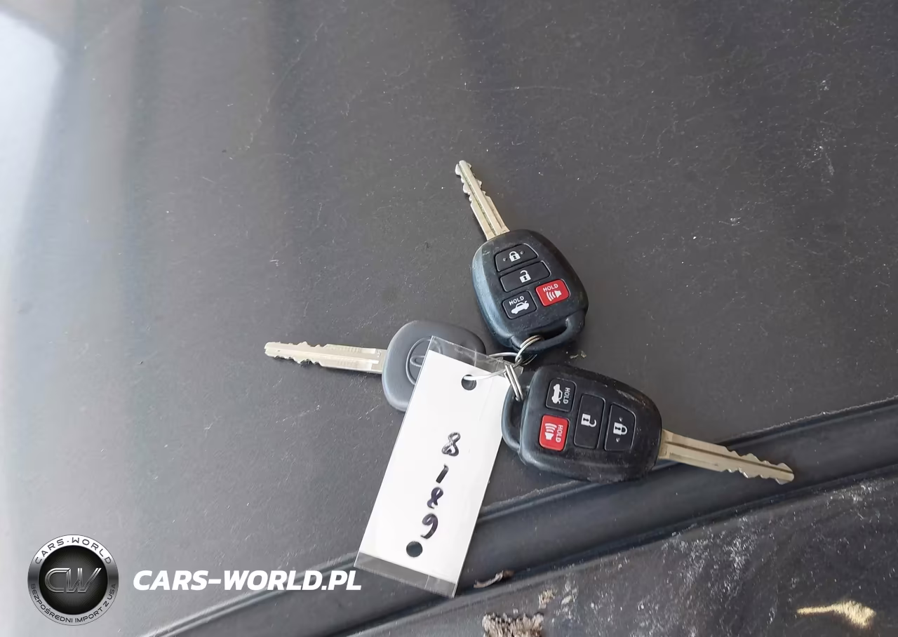 2012 Toyota Camry Le VIN:4T1BF1FK1CU002404 - 11