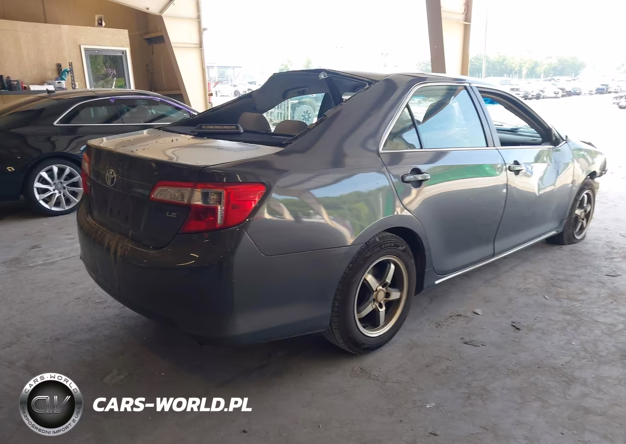 2012 Toyota Camry Le VIN:4T1BF1FK1CU002404 - 4
